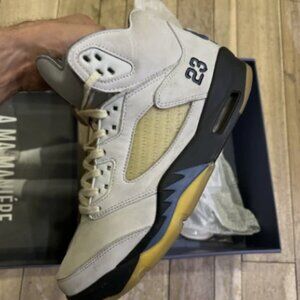 Size 9 - Jordan 5 x A Ma Maniere Mid Light Bone